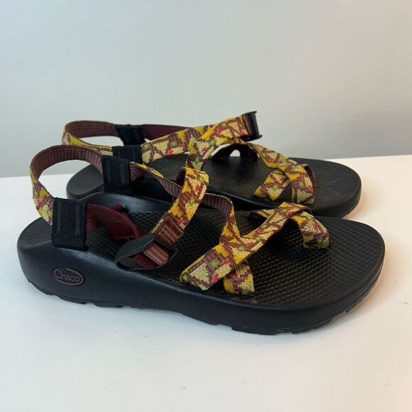 Chaco Z/1 Aztec Sport Sandals Men’s Size 9 Multicolor Webbing Hiking Outdoor - Picture 1 of 8